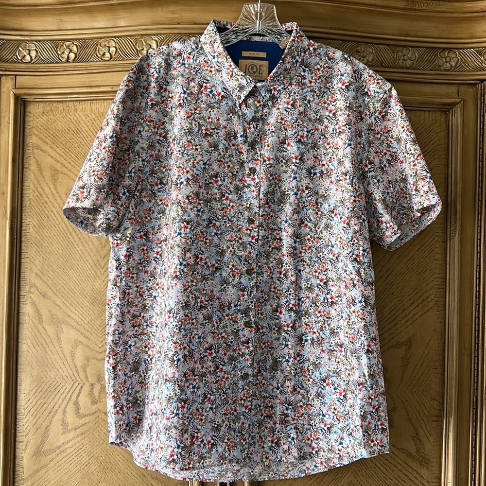 Men’s Shirt LIKE NEW